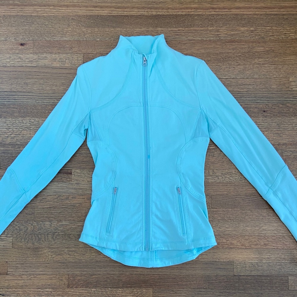 Lululemon blue running jacket
